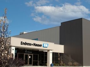 Endress+Hauser bundles analysis expertise