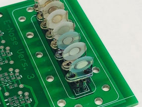 ‘E-nose’ sniffs out mixtures of volatile organic compounds