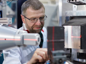 Elusive carbonic acid: it really exists!