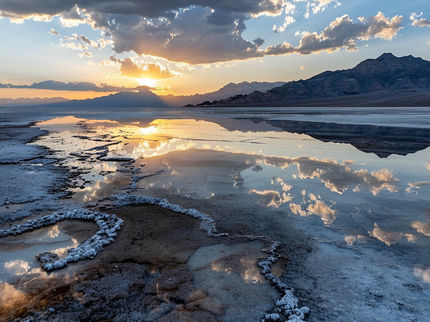 New carbon nitride membrane revolutionizes lithium extraction from salt lakes