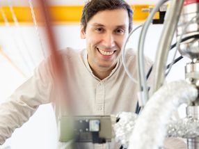 Quantum sensor for the atomic world