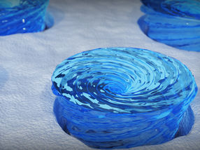 Nanoislands on silicon with switchable topological textures