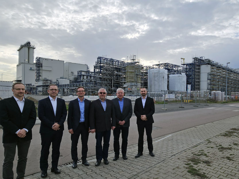 Innovative plant to turn wood into biochemicals - First of its kind plant lays groundwork for production of consumer goods with reduced CO2 footprint