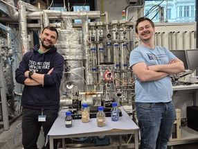 Quantum light source for eco-friendly production of biogas